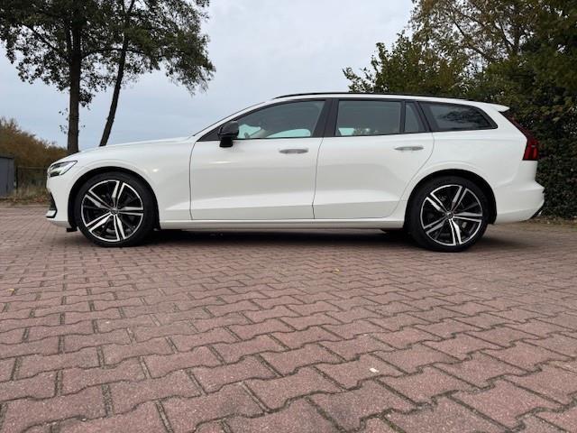 Volvo V60 2.0 B3 163PK MOMENTUM ADV/CAM/ACRUISE/ACARPLAY