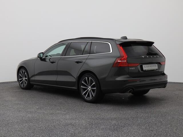 Volvo V60 2.0 B3 Momentum | PANO | CAMERA | STOELVERWARMING