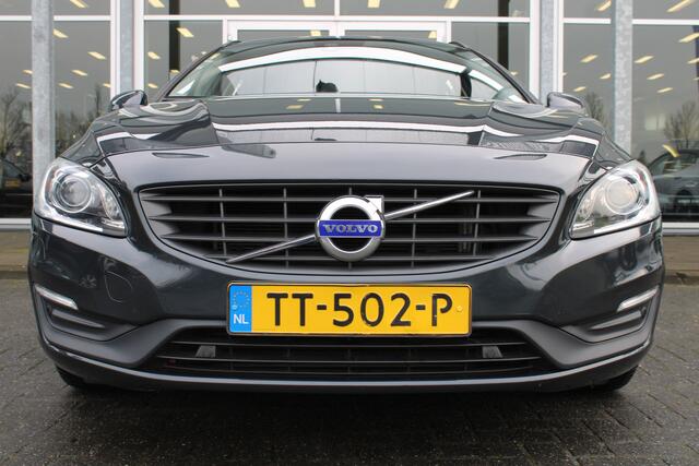 Volvo V60 T3 Automaat Polar+ | Verw. Voorstoelen & achterbank | Trekhaak | Camera | Navi | Clima