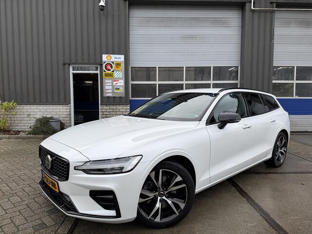 Volvo V60 2.0 B4 Automaat Plus Dark