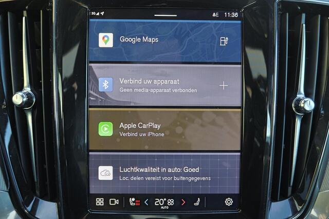 Volvo V60 T6 Recharge AWD Plus Dark - IntelliSafe Assist & Surround - 360º Camera - Harman/Kardon audio - Verwarmde voorstoelen, stuur & achterbank - Parkeersensoren voor & achter - Elektr. bedienb. voorstoelen met geheugen - Elektr. inklapbare trekhaak - 18' LMV