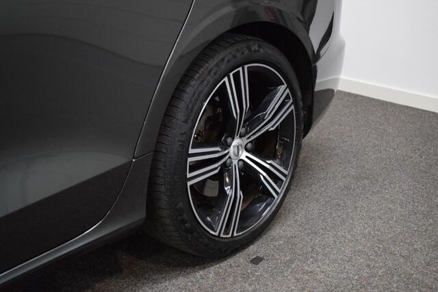 Volvo V60 2.0 T5 250pk AUT8 Inscription Trekhaak 1800kg/ Leer/ Stoel en voorruit verw./ Elec Aklep