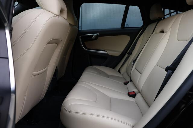 Volvo V60 1.5 T3 Polar+ Dynamic Automaat | Leer | Afn. Trekhaak | Stoelverwarming