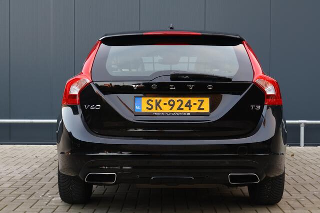Volvo V60 1.5 T3 Polar+ Dynamic Automaat | Leer | Afn. Trekhaak | Stoelverwarming