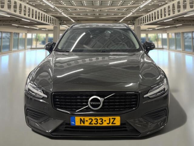 Volvo V60 2.0 B3 Momentum Advantage IntelliSafe Assist/leer/trekhaak/garantie