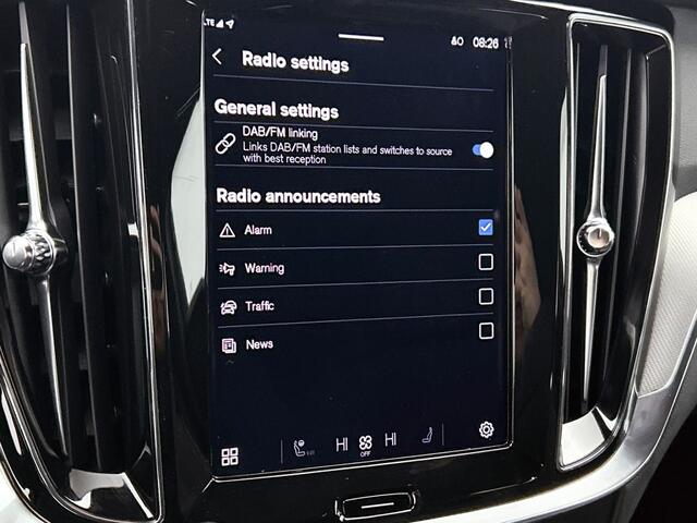 Volvo V60 2.0 T6 AWD Plus Dark | Trekhaak | Leder | Camera 360 | Harman Ka