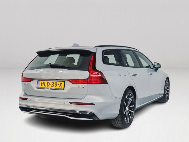 Volvo V60 T6 Plug-in hybrid AWD Plus Dark | 360° camera | Harman Kardon | Stoel- en Stuurverwarming | Trekhaak