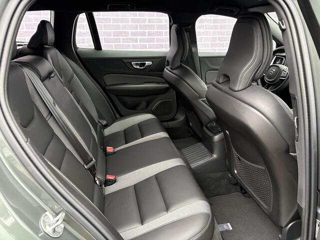 Volvo V60 2.0 T6 Plug-in hybrid AWD Plus Dark | Forest Lake | 360° Camera | Stoel en stuurverwarming | Trekhaak | Adaptieve cruise control | Harman/Kardon audio | BLIS dodehoekdetectie |