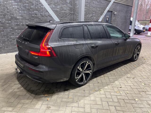 Volvo V60 T6 Plug-in hybrid Plus Dark | Trekhaak | ACC | Trekhaak | 360° Camera | harman/kardon | Stoel+Stuurverwarming