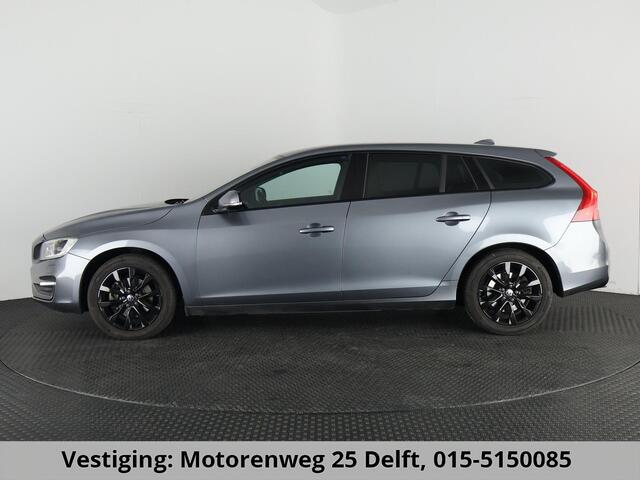 Volvo V60 2.0 T3 POLAR+DYNAMIC BLACKLINE-R GARANTIE 10-2028* LEDER +STOELVERWARMING. PDC.AFNEEMBARE TREKHAAK.GOED ONDERHOUDEN