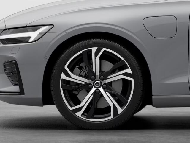 Volvo V60 2.0 T8 Plug-in hybrid AWD Ultra Perf. Ed. Dark | Uit voorraad leverbaar!| MY26!|