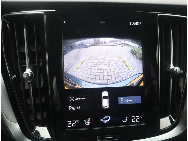 Volvo V60 2.0 B3 Momentum Advantage