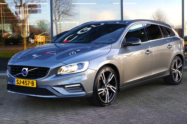 Volvo V60 2.0 T4 190 PK R-Design, Trekhaak, Xenon, Keyless, Memory, Carplay, Camera