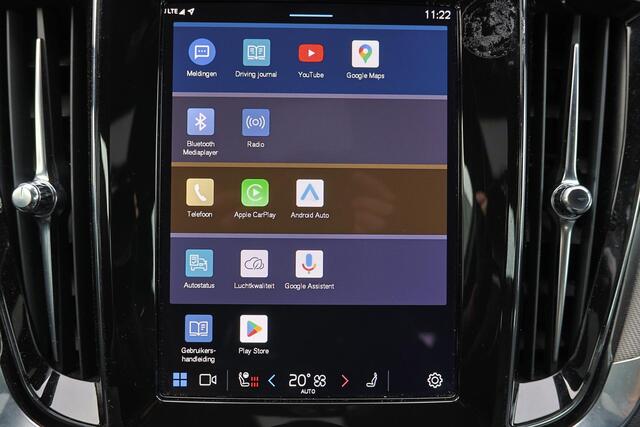 Volvo V60 T6 Recharge AWD Plus Dark Intellisafe Assist & Suround - 360° Camera - Harman/Kardon Audio - Verwarmbare voorstoelen, stuur & achterbank - Parkeersensoren voor & achter - Elektrisch verstelbare voorstoelen - Trekhaak wegklapbaar - Verwarmbare voorruit