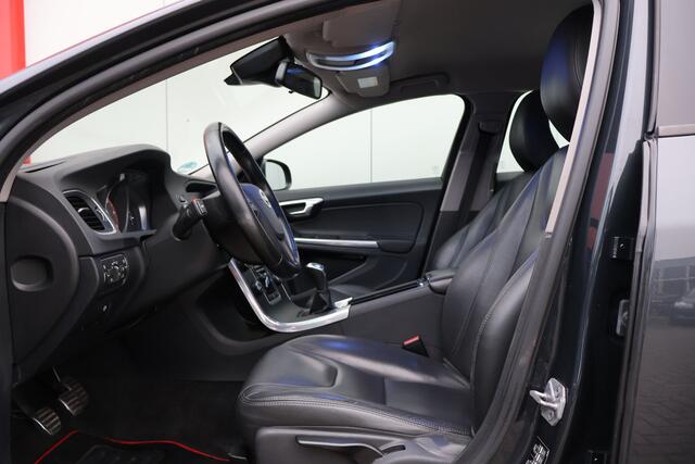 Volvo V60 2.0 D2 Summum | Leder | Camera | Trekhaak |