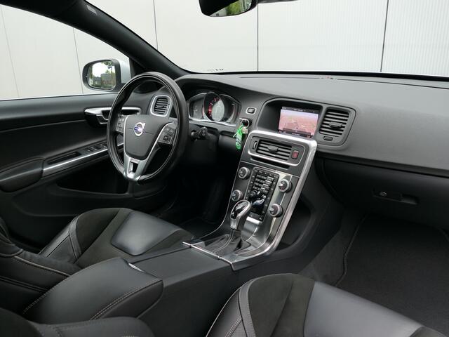 Volvo V60 T3 AUT 12 MND garantie R-Design Xenon / Standkachel / Cruise con