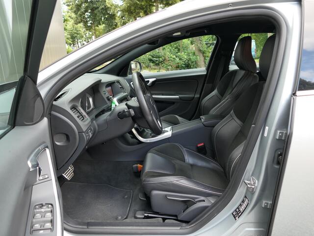 Volvo V60 T3 AUT 12 MND garantie R-Design Xenon / Standkachel / Cruise con