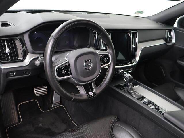 Volvo V60 2.0 T5 R-Design