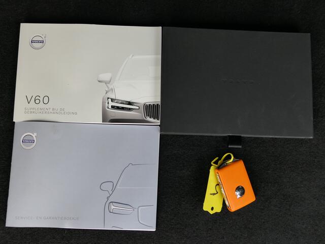 Volvo V60 B3 AUT Inscription DAB+ / Camera / Pilot assist / Stuurverwarmin