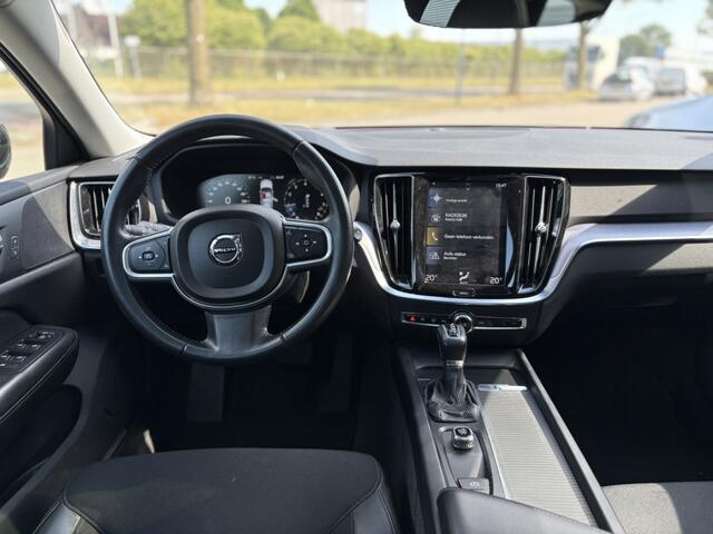 Volvo V60 2.0 T5 Momentum