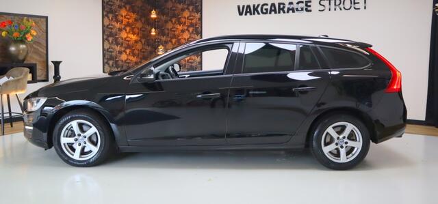 Volvo V60 2.0 T3 Kin. | cruise | led | verw.stoelen + bank | connect | brt