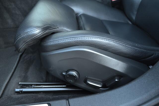 Volvo V60 PHEV 2.0 T8 AWD R. R-Des.