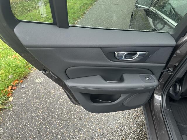 Volvo V60 2.0 T6 AWD + Bright