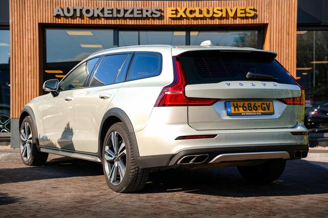 Volvo V60 CROSS COUNTRY 2.0 T5 AWD Pro Panodak Memory Harman Kardon Leer Trekhaak ACC HUD