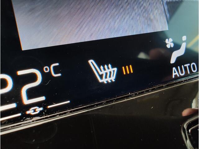 Volvo V60 CROSS COUNTRY 2.0 T5 AWD 250PK PRO AUTOMAAT 360 Camera | Memory Seats | Blind Spot