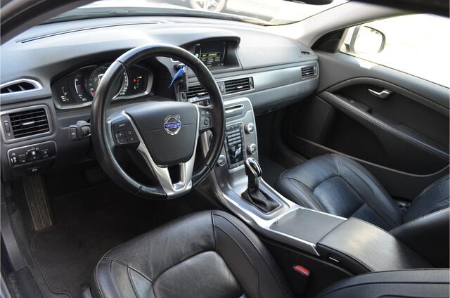 Volvo V70 2.0 D3 Polar+ Leer | Xenon | PDC | Stoelverwarming | Trekhaak | Voorruitverwarming | Automaat