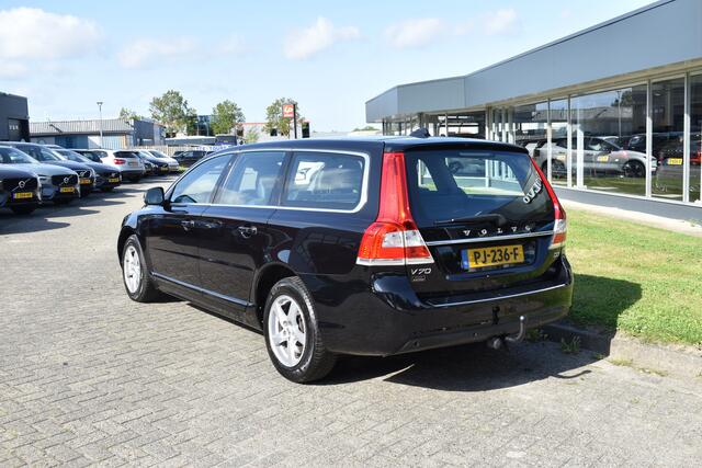 Volvo V70 D3 150PK Automaat Polar ACC | Xenon | Trekhaak | Leder | Standkachel | Stoelverwarming