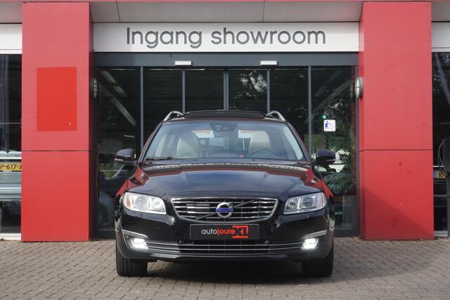 Volvo V70 2.0 D3 Polar+ Automaat | Schuif -/ Kanteldak | Leder | ACC | Trekhaak | Origineel NL |