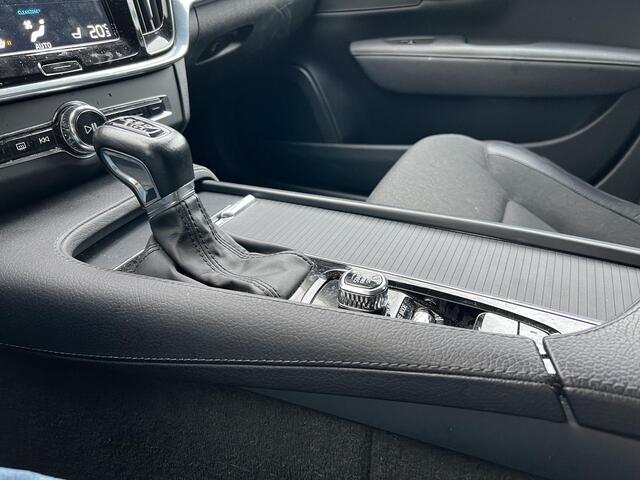 Volvo V90 2.0 T4 Momentum Pro |DAB|Adapt.Cruise|PDC v+a|