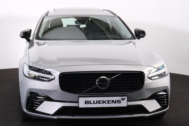 Volvo V90 T6 Recharge AWD Ultra Dark - Panorama/schuifdak - IntelliSafe Assist & Surround - 360º Camera - Adaptieve LED koplampen - Verwarmde voorstoelen, stuur & achterbank - Parkeersensoren voor & achter - Elektr. bedienb. voorstoelen met geheugen - Head up displ