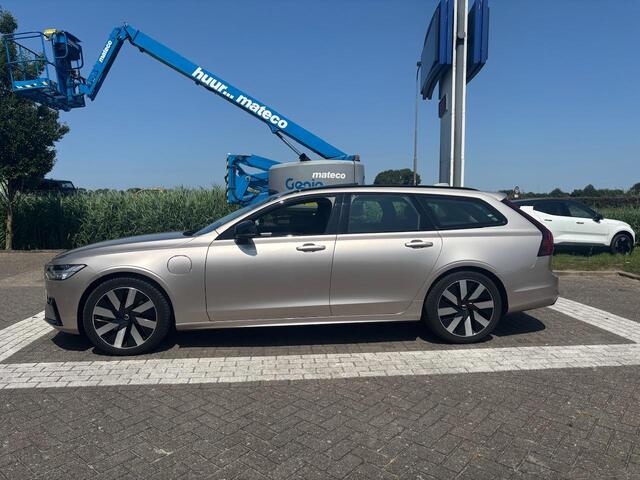 Volvo V90 2.0 T6 Plug-in hybrid AWD Ultra Dark