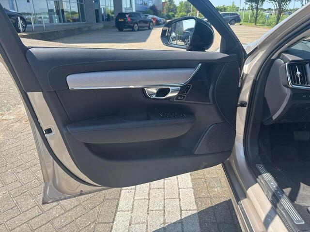 Volvo V90 2.0 T6 Plug-in hybrid AWD Ultra Dark