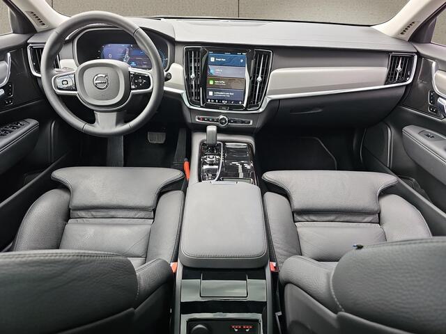 Volvo V90 2.0 T6 Plug-in hybrid AWD Ultra Dark | Trekhaak | Gelaagd glas | Harman/Kardon Audio | Panoramadak |