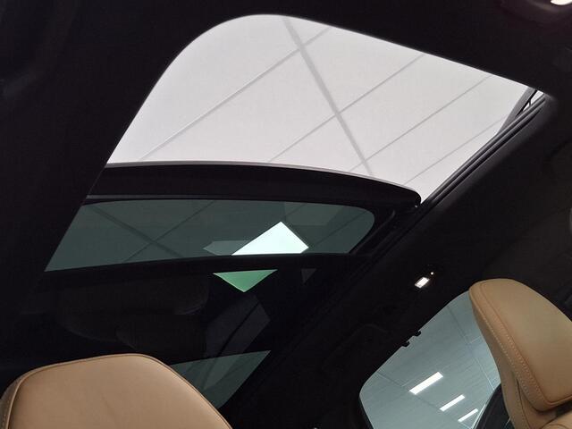 Volvo V90 T8 Plug-in hybrid AWD Ultra Dark | B&W Audio | Panoramadak | Leder pakket inclusief stoelventilatie |