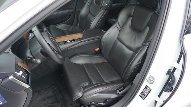 Volvo V90 2.0 T6 320PK AWD Inscription Pano.Dak Bowers & Wilkens Elek.Trekhaak 360-view Stoelverkoeling *Crystal White Pearl* 71723km *Uniek*