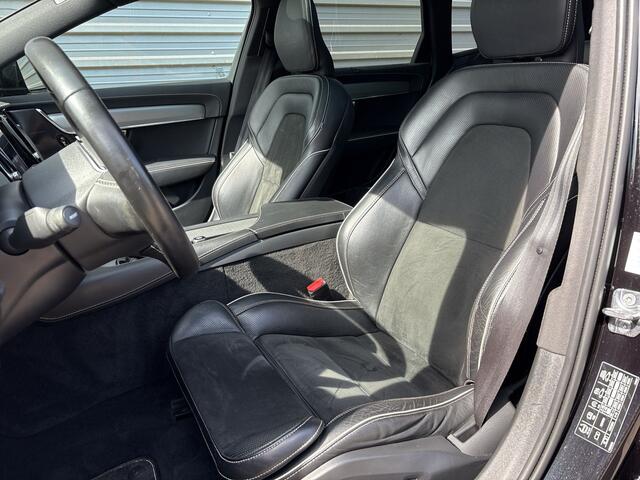 Volvo V90 2.0 D5 AWD R-Design / 18" Dark Velgen / Sport stoelen / 360º Camera / Harman Kardon Premium /