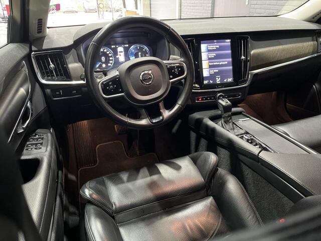 Volvo V90 Cross Country D4 AWD | ACC | Trekhaak | Camera | Stoelverwarming | Getint Glas