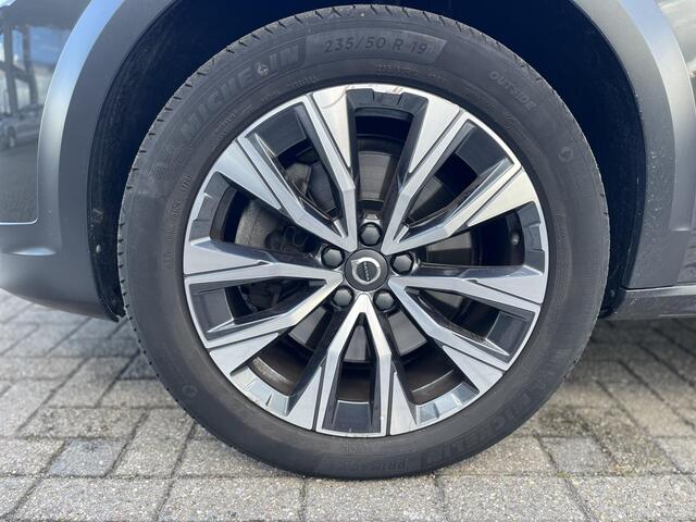 Volvo V90 Cross Country 2.0 B5 AWD Pro