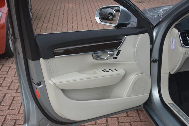 Volvo V90 2.0 D4 Inscription | Navigatie | Pilot assist | BLIS | Lane keeping | Stoelverwarming + koeling | NL auto!! |