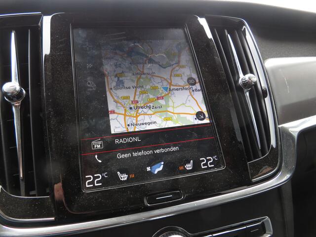 Volvo V90 2.0 T4 Automaat Momentum Airco ACC Cr-Control CarPlay Panoramadak