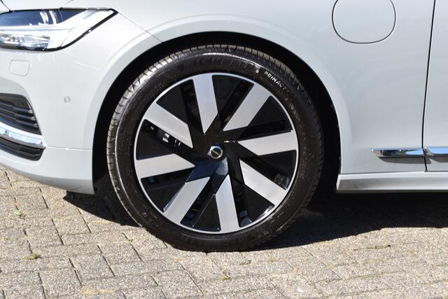 Volvo V90 2.0 T8 Plug-in hybrid AWD Ultra Bright | HUD | B&W | 360 camera | Stuurverwarming | Panodak | 19"LMV