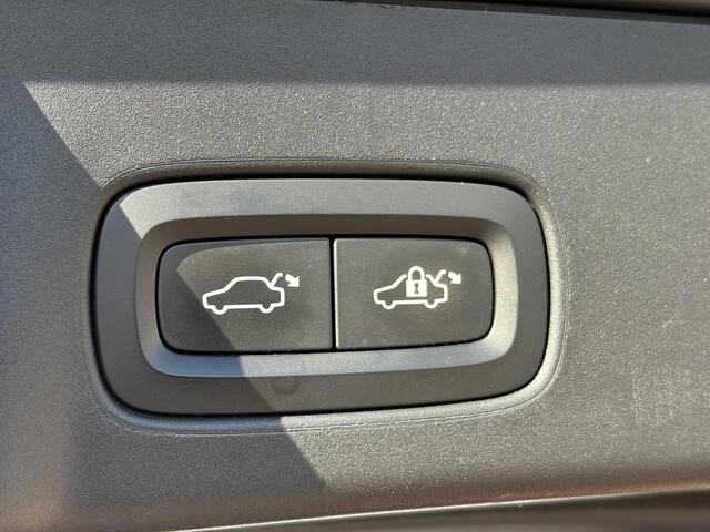 Volvo V90 2.0 T5 Momentum | Full LED Koplampen | Trekhaak | Standkachel | Stuur en Stoelverwarming | Navigatie |