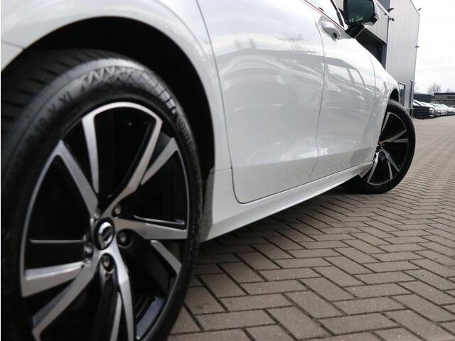 Volvo V90 2.0 T6 AWD R-Design I Trekhaak I Leder I Elektrische stoelverste