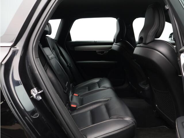 Volvo V90 T4 R-Design / Trekhaak / Stoelverwarming / Pilot Assist / Harman Kardon Audio / Elektr. bedienbare stoelen / Contour stoelen / BLIS /