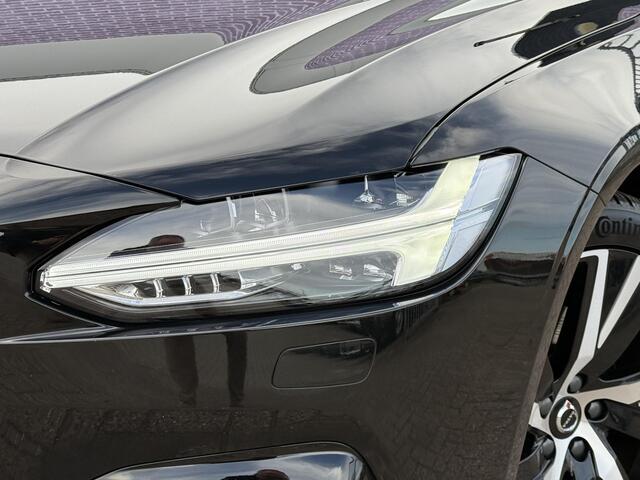 Volvo V90 B4 D Plus Dark | Trekhaak | Schuif/kantel Panoramadak | Memory | Harman/Kardon | Leder | BLIS | Adaptive cruise | Pilot assist | DAB | Extra getint glas |