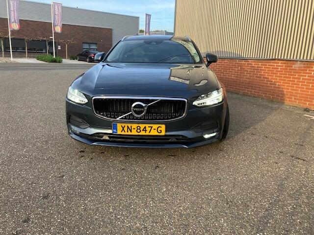 Volvo V90 2.0 T4 Momentum